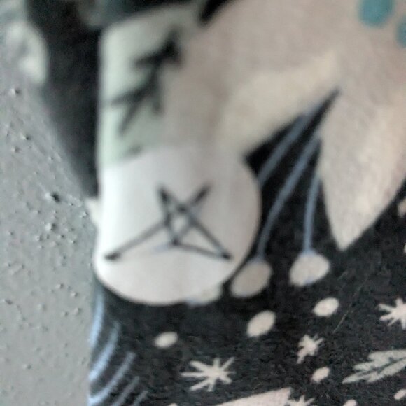 Sweetlegs 5/$50 - Picture 3 of 3